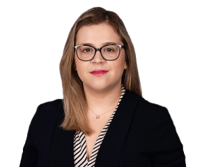 Raluca Larion Headshot